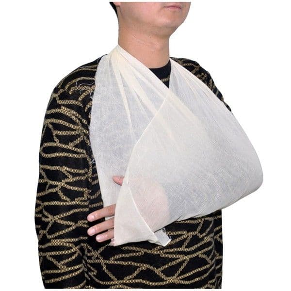 Triangular 96X96X136Cm (Non-Woven) Bandage  1 PC